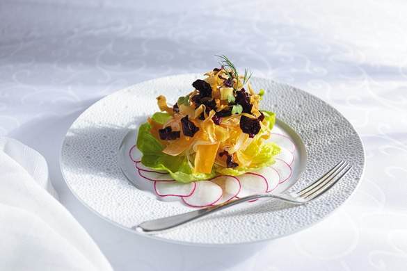 RSSC, Seven Seas Grandeur, Chartreuse 2.jpg